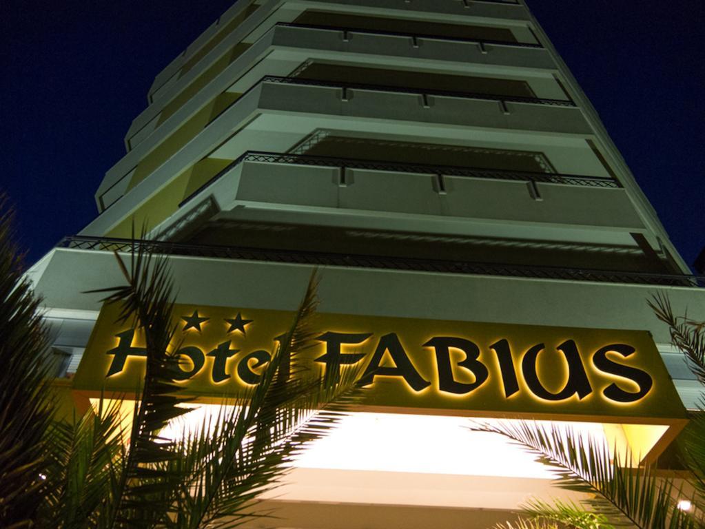 Hotel Fabius Bellaria-Igea Marina Buitenkant foto